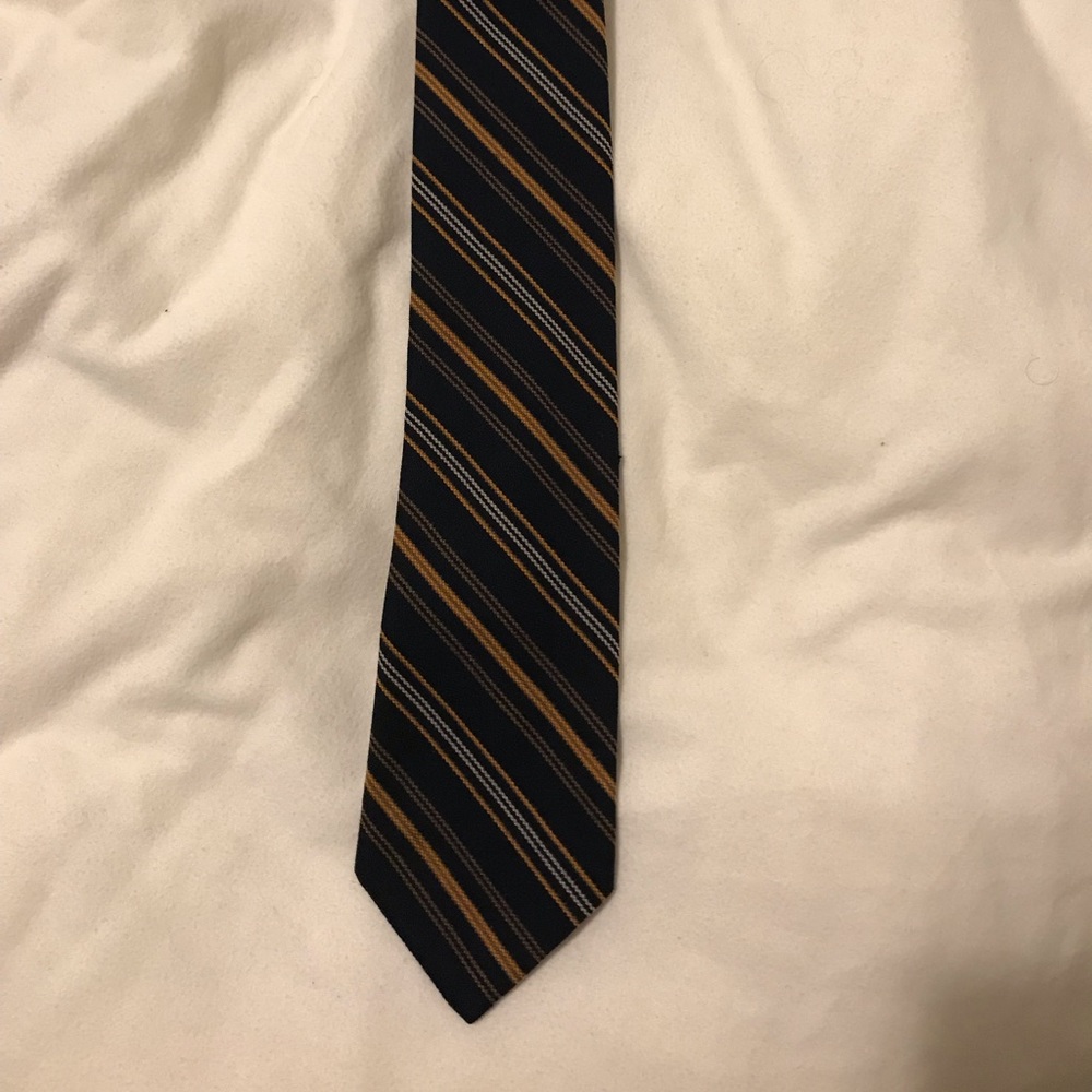 Saks Fifth Avenue - Tie